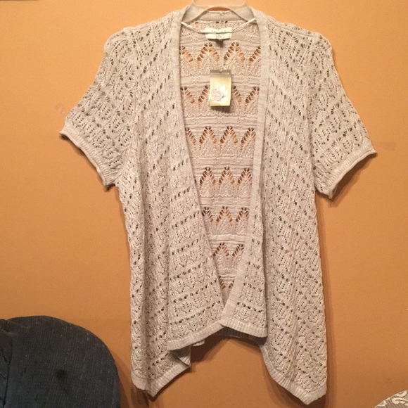 Sonoma tan crochet cardigan 1 X short sleeve NWT